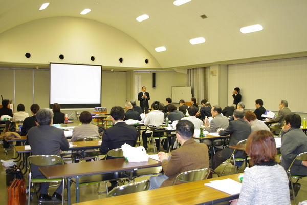 徳島大学病院がん診療連携セミナーを淡路で開催しました。