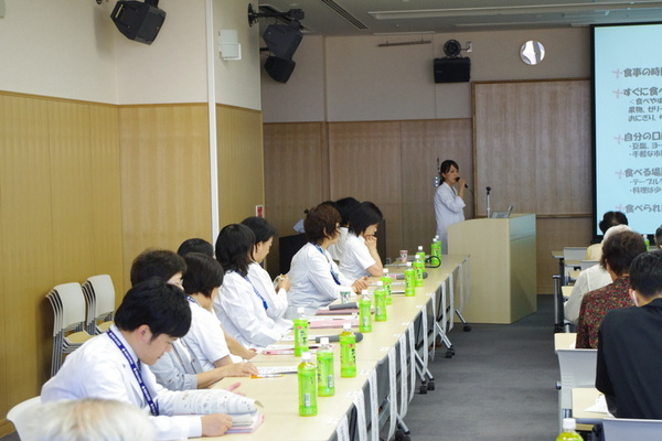 化学療法がん患者教室を動画で掲載しました。